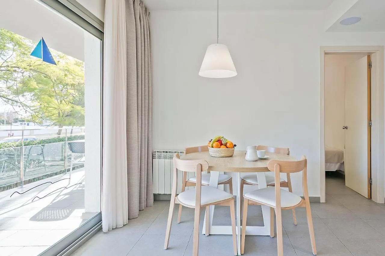 Apartamentos Castellmar Castelldefels